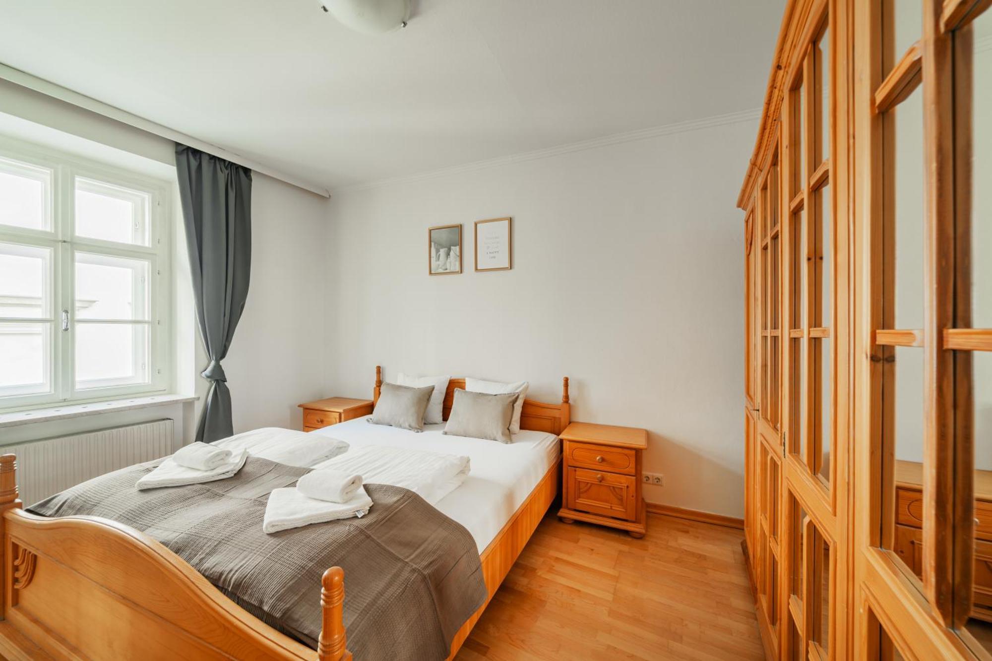 Big Ceasars Volkstheater Close To City Center Βιέννη Εξωτερικό φωτογραφία